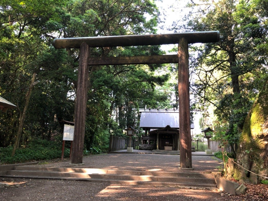 ⛩️ 황궁 신사 (코구 진자) 이미지 1